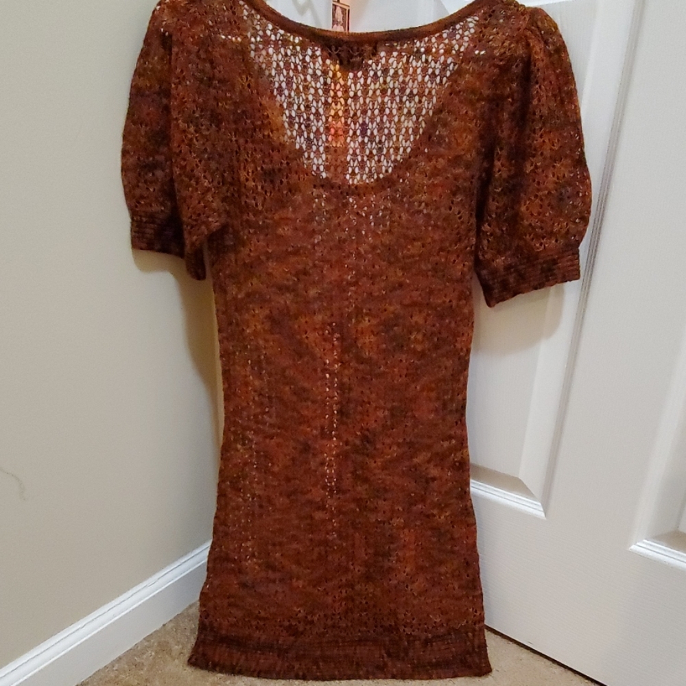 sweater - Picture 2 of 3